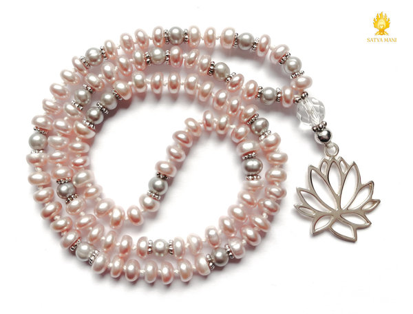 Mala aus Süßwasser-Perlen mit Lotosblüte